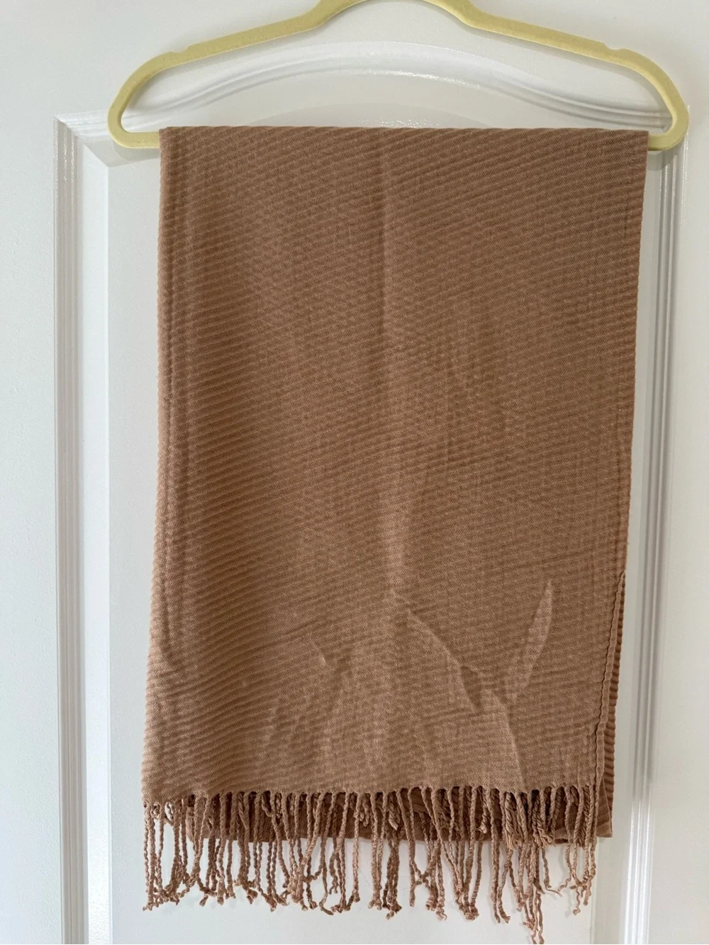 Lightweight Waffle-Texture Fringe Scarf in Camel Brown 84X28